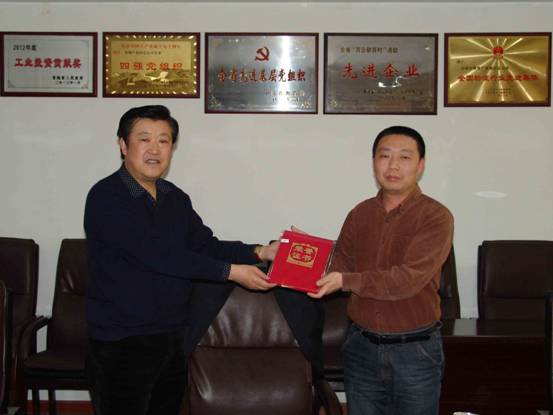 立足本職做貢獻(xiàn)，巾幗建功展風(fēng)采